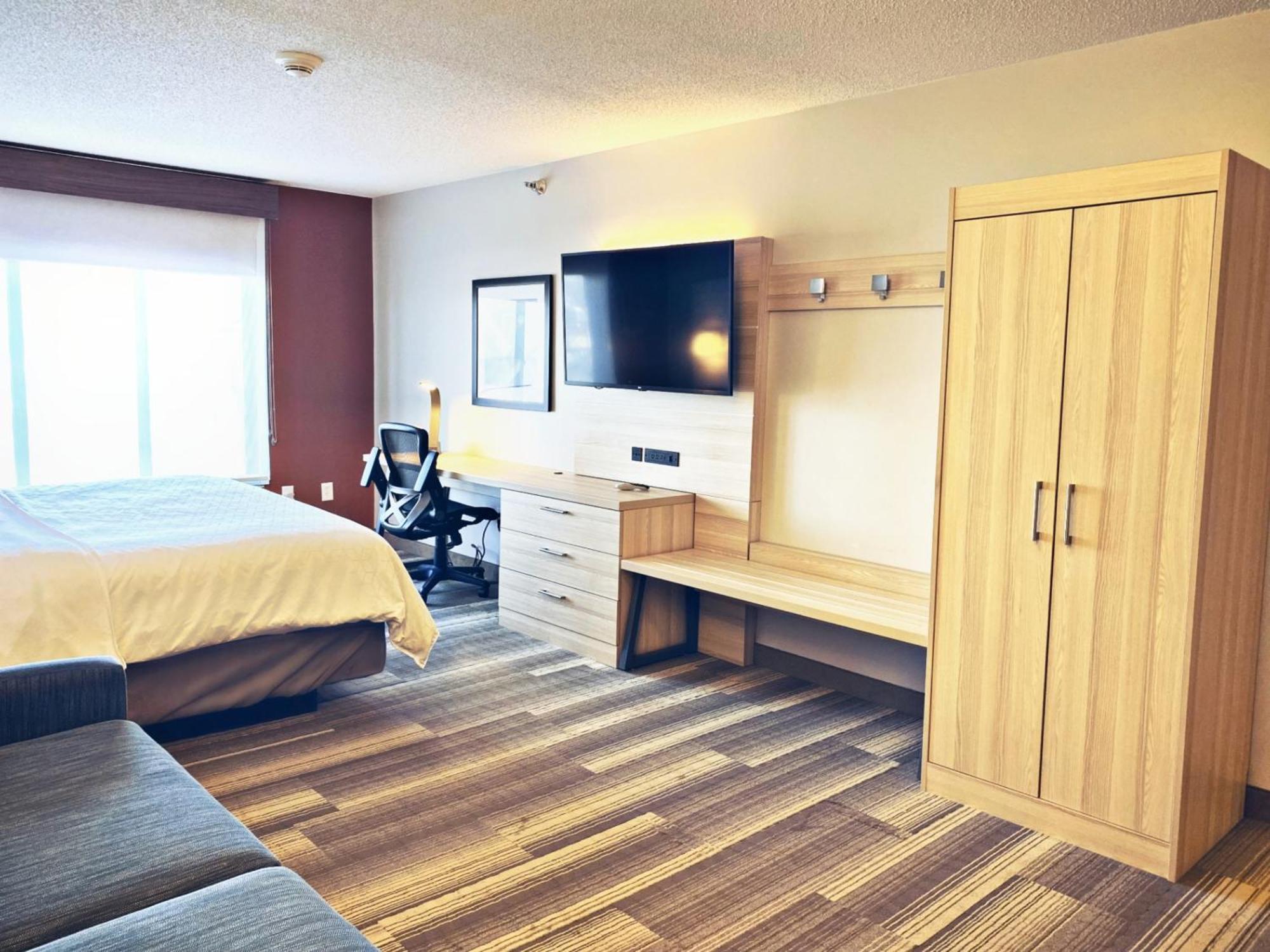 Holiday Inn Express & Suites La Porte By Ihg Esterno foto