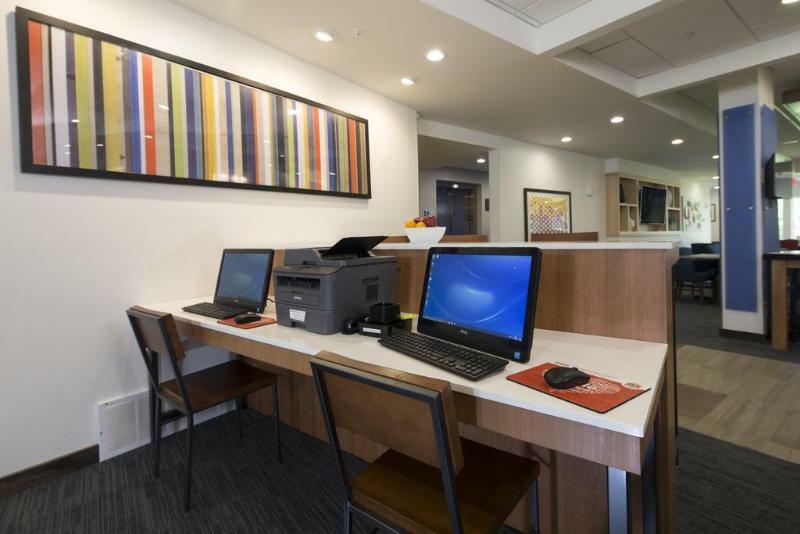 Holiday Inn Express & Suites La Porte By Ihg Esterno foto